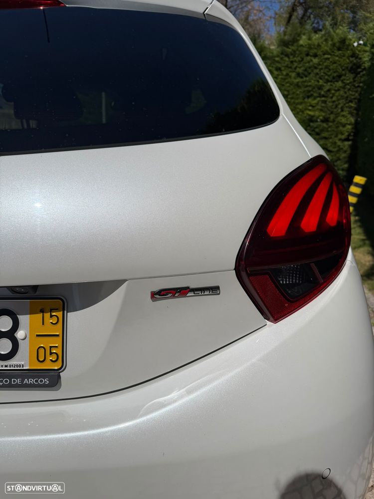 Peugeot 208 1.2 PureTech GT Line EAT6 - 5