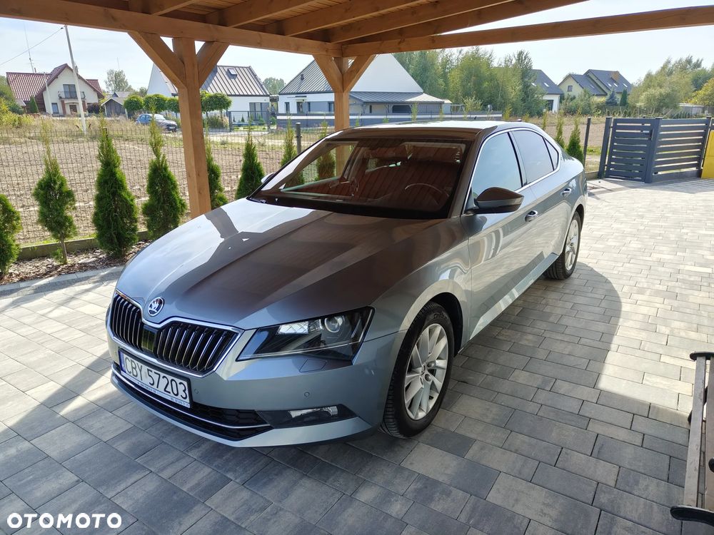 Skoda Superb 2.0 TDI 4x4 Ambition DSG - 3