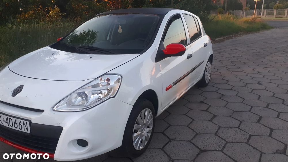 Renault Clio 1.2 16V Expression - 9