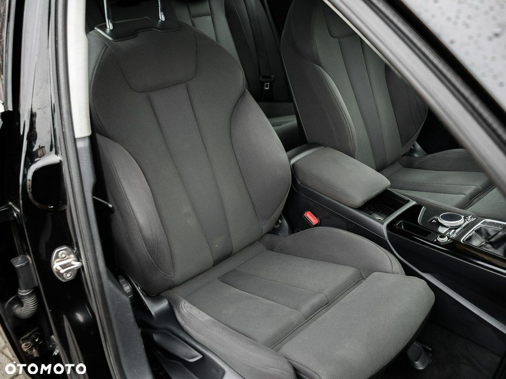 Audi A4 Avant 2.0 TDI Sport - 37