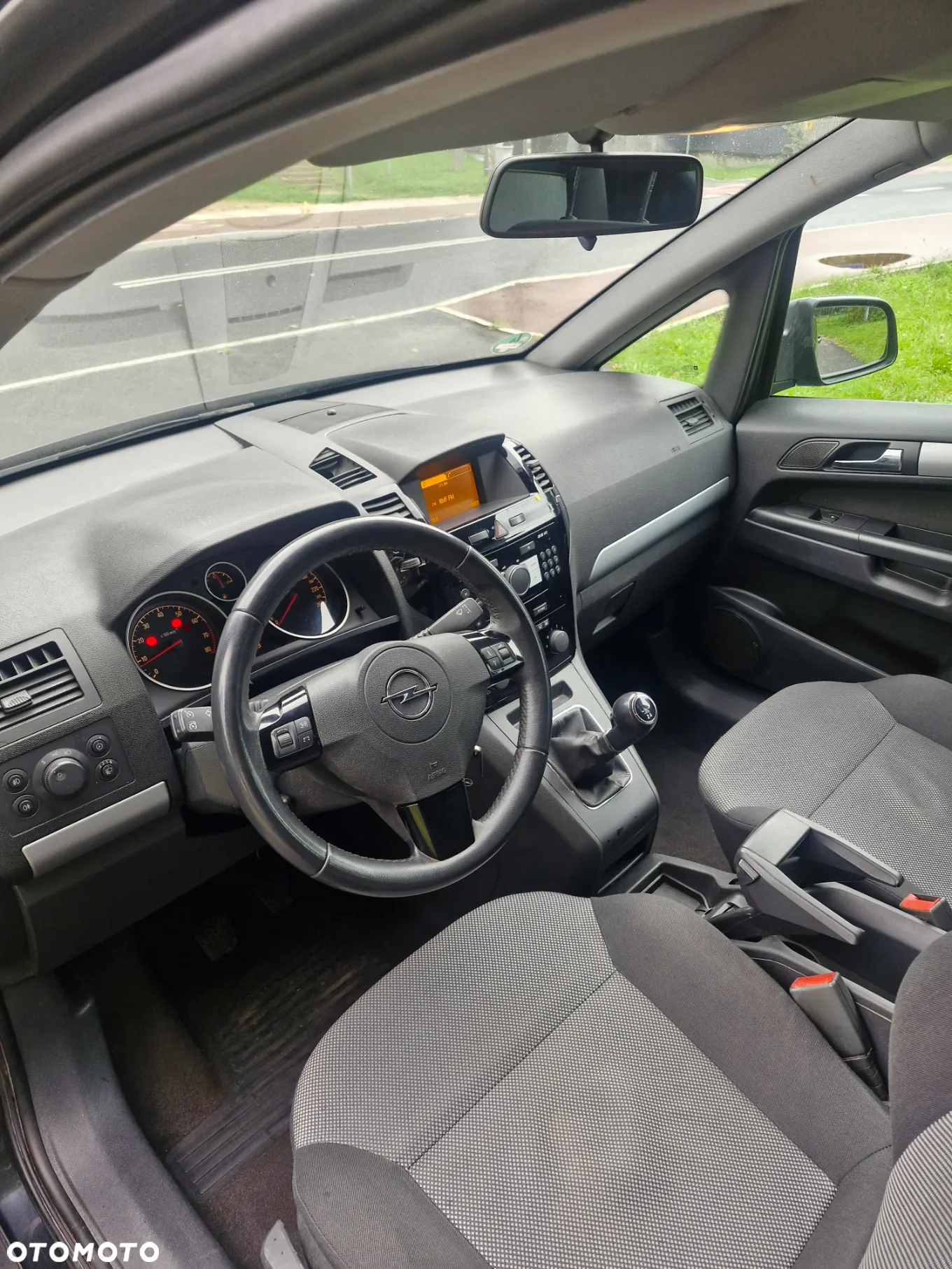 Opel Zafira 1.6 Enjoy - 8