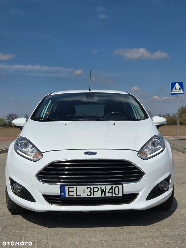 Ford Fiesta - 2