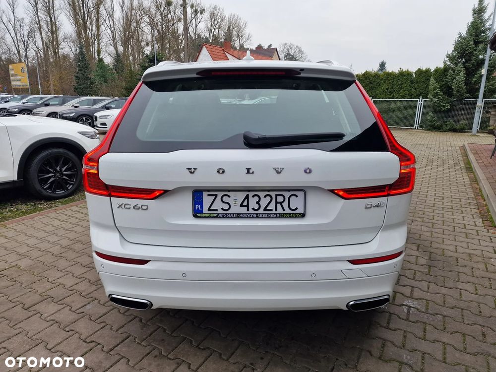 Volvo XC 60 D4 Drive-E Ocean Race - 10