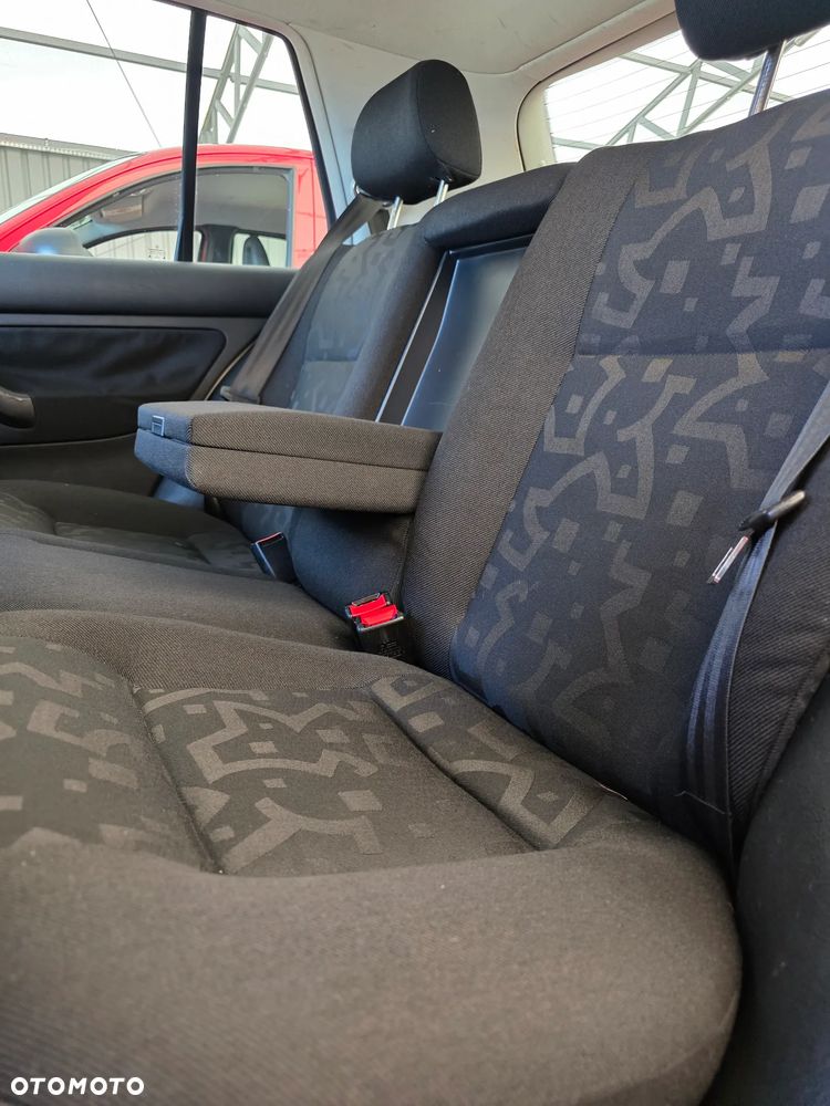 Volkswagen Golf 1.4 Comfortline - 15