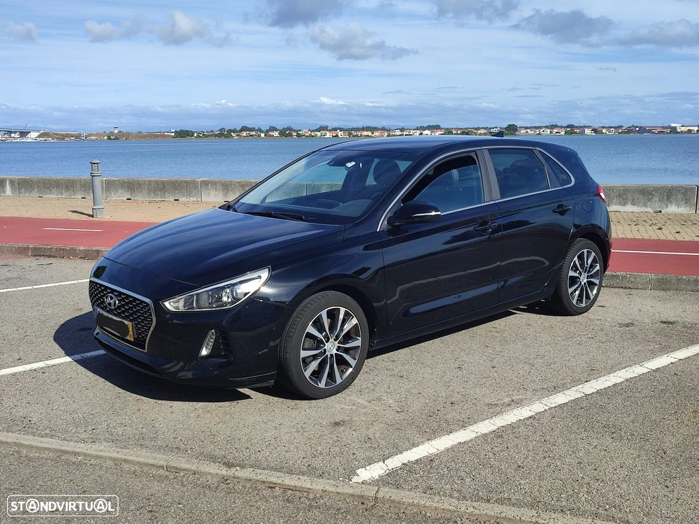 Hyundai i30 1.6 CRDI Comfort+Navi - 1