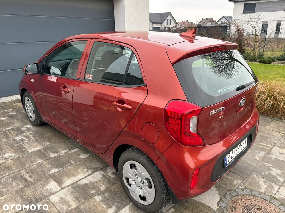 Kia Picanto 1.0 L - 5