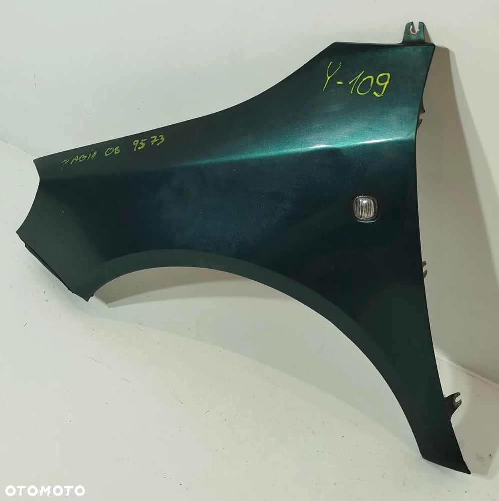 błotnik lewy przedni SKODA FABIA II 06-10 9573 - 2