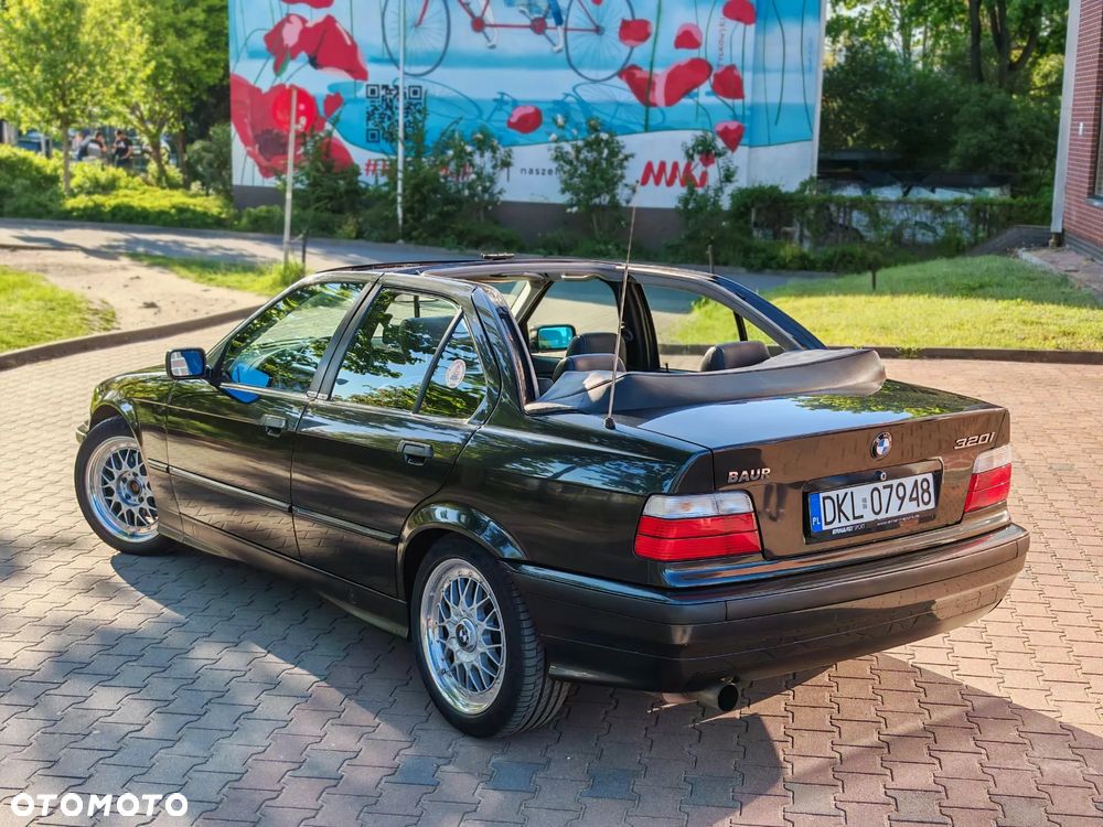 BMW Seria 3 320i - 15