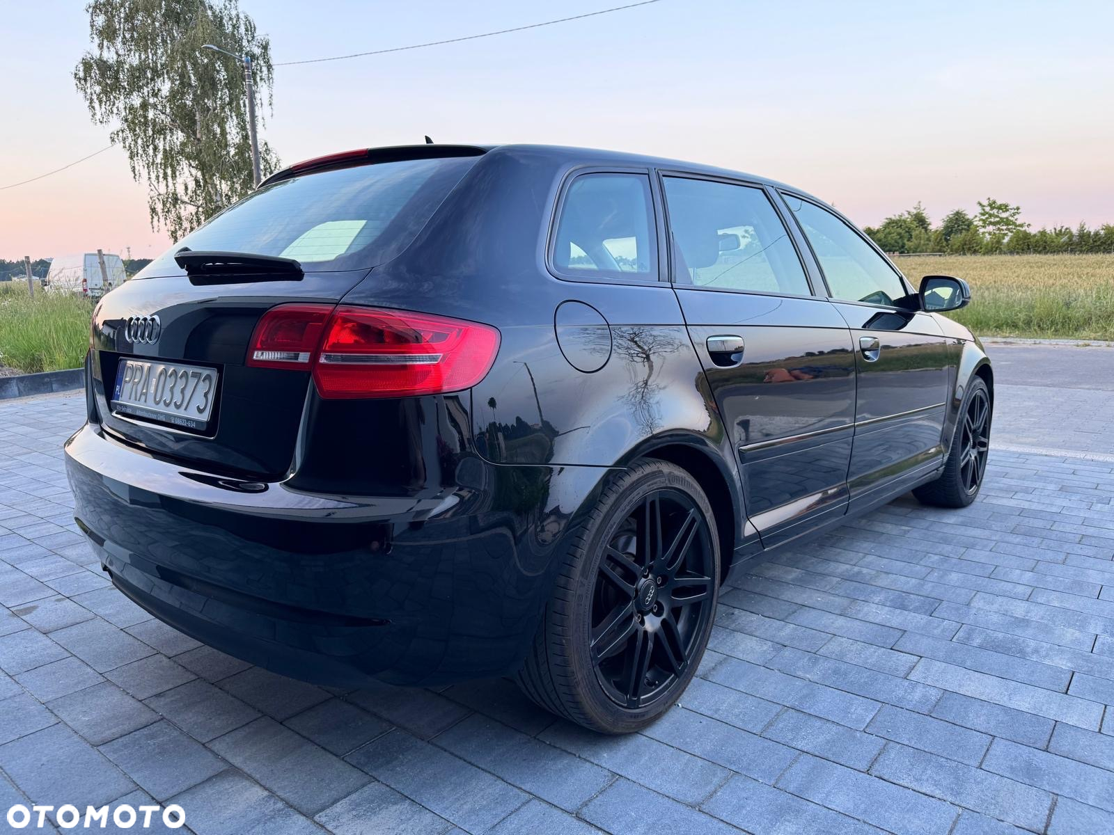 Audi A3 1.6 TDI Sportback DPF S tronic Ambition - 3