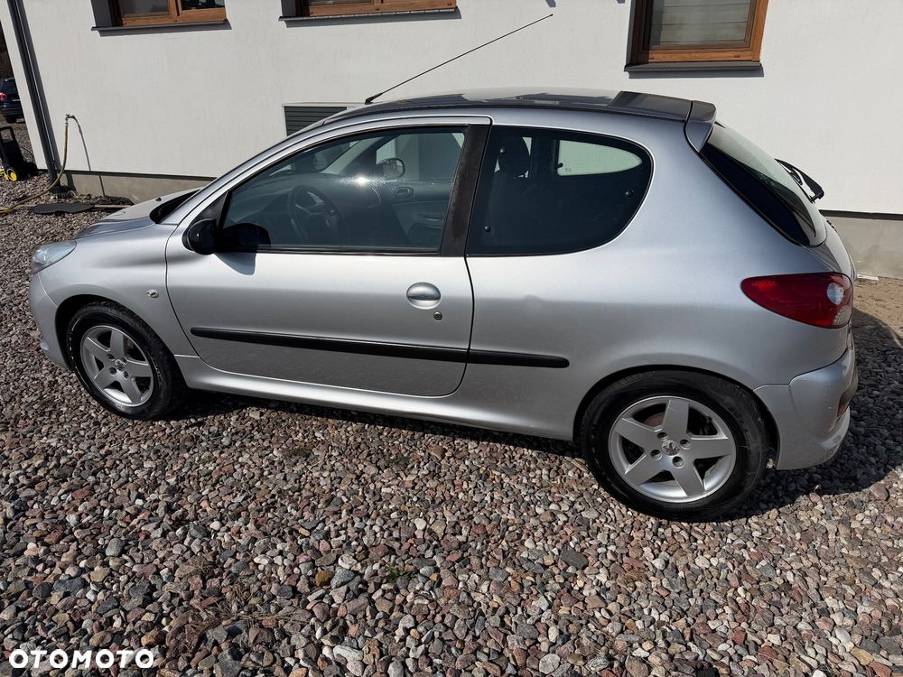 Peugeot 206 plus 75 - 2