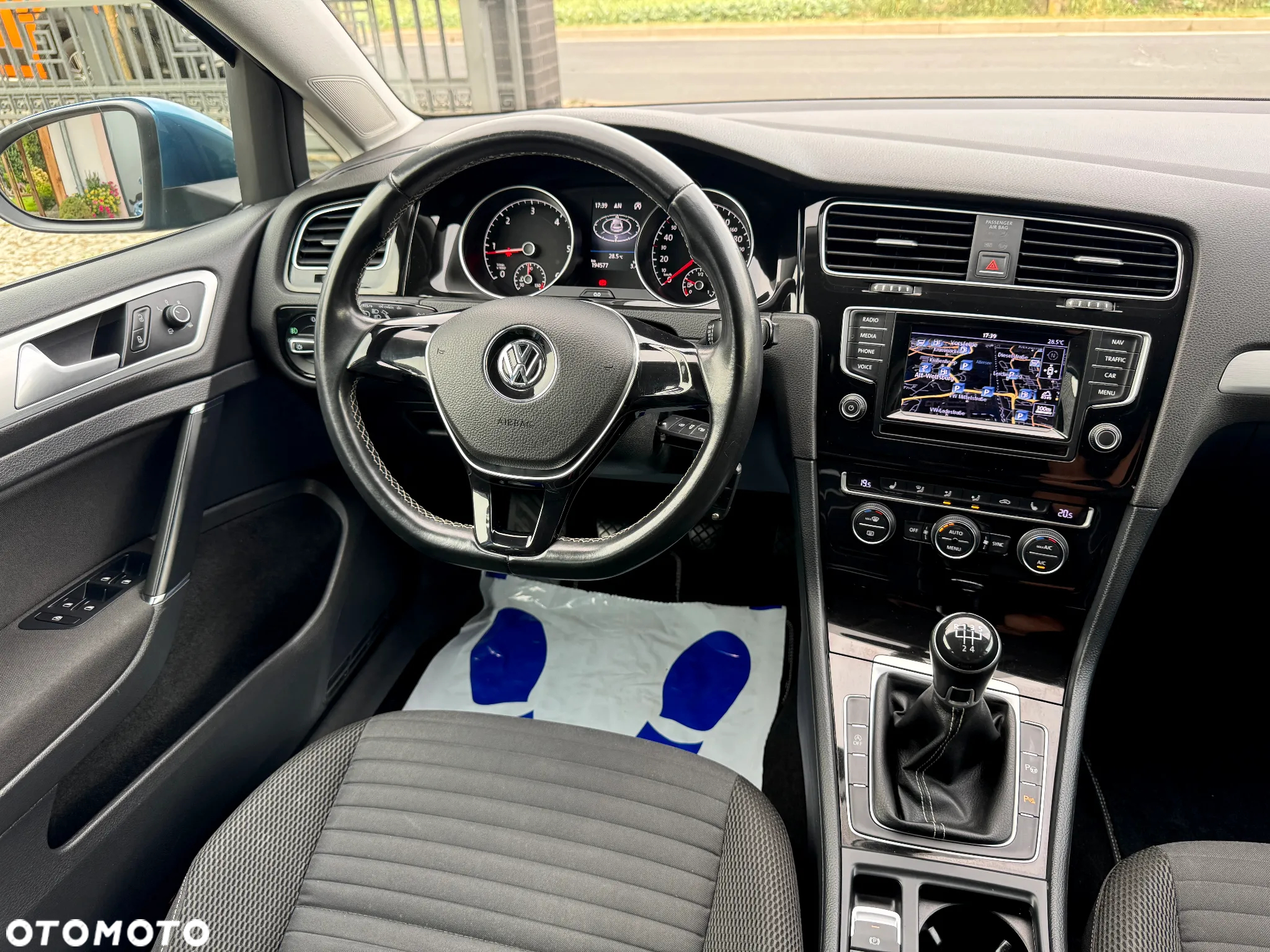 Volkswagen Golf 1.6 BlueTDI Cup - 14