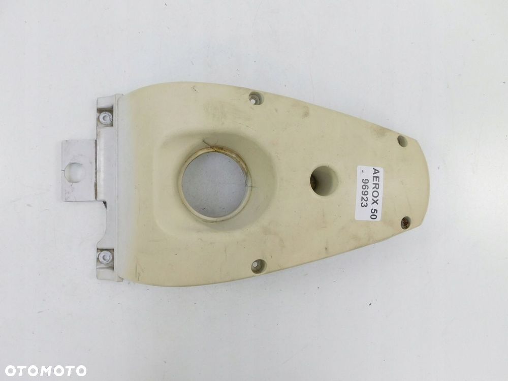 YAMAHA AEROX 50 ŁĄCZNIK WYPEŁNIENIE OGONA - 1