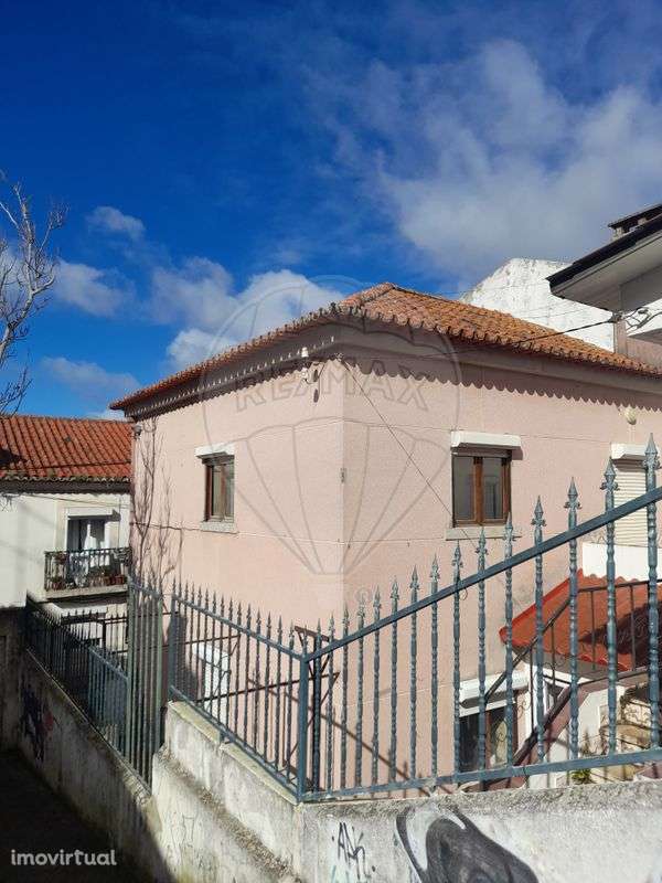 Moradia T5 para arrendamento - Grande imagem: 3/7