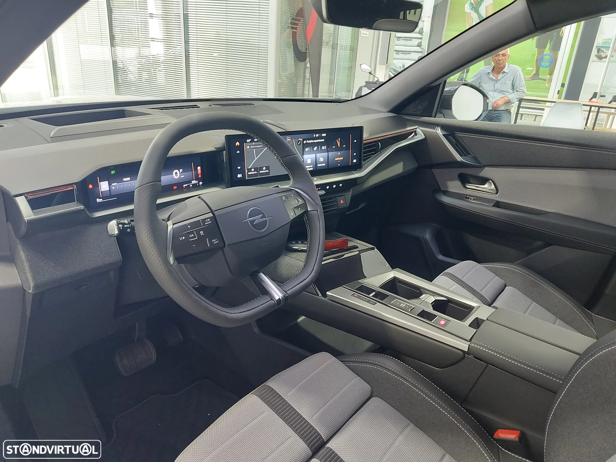 Opel Grandland 1.2 Hybrid GS eDCT - 26