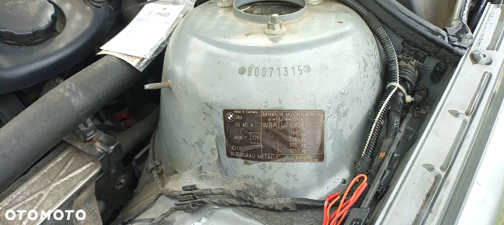 BMW Seria 3 318d - 19