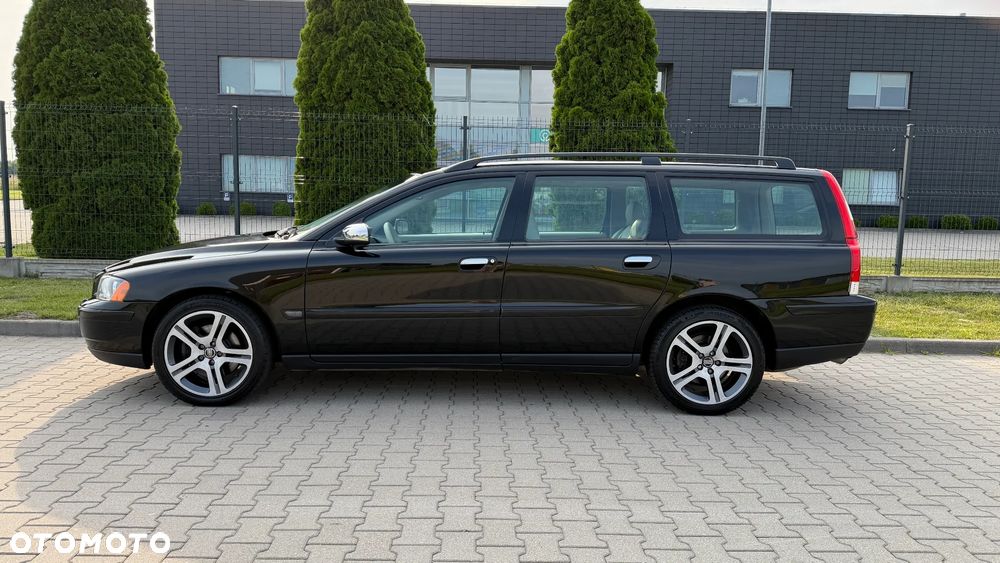 Volvo V70 2.5T Momentum - 16