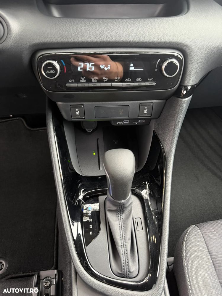 Toyota Yaris 1.5 116 CP HEV Dynamic - 12