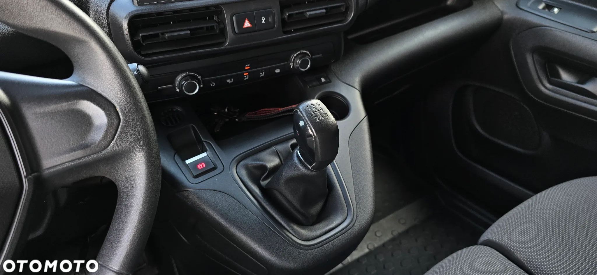 Peugeot Partner - 29