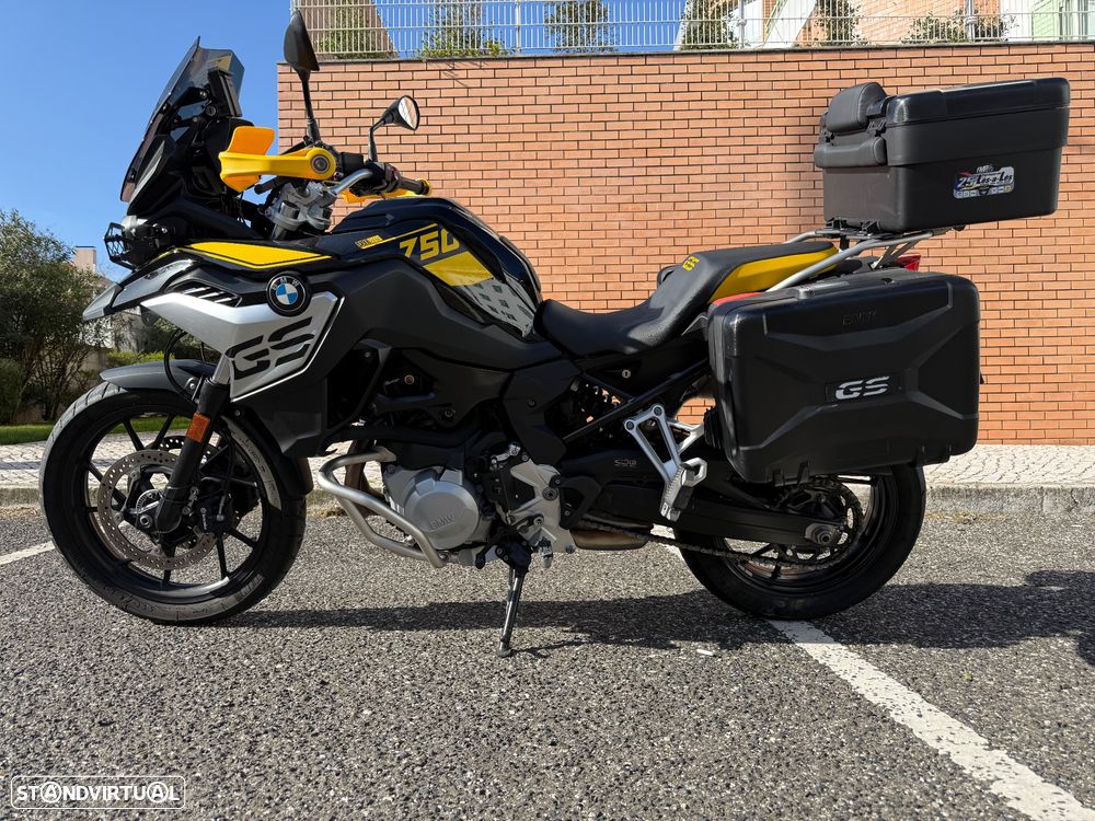 BMW F 750 GS 40 anos - 1