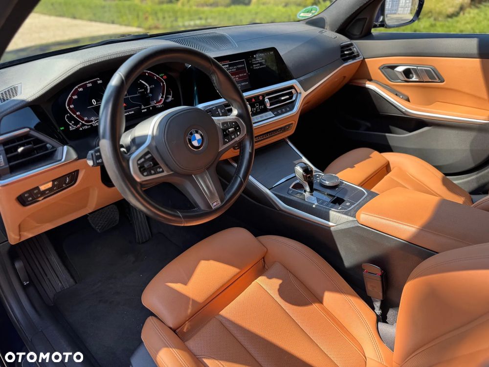 BMW Seria 3 318d Touring Luxury Line - 13