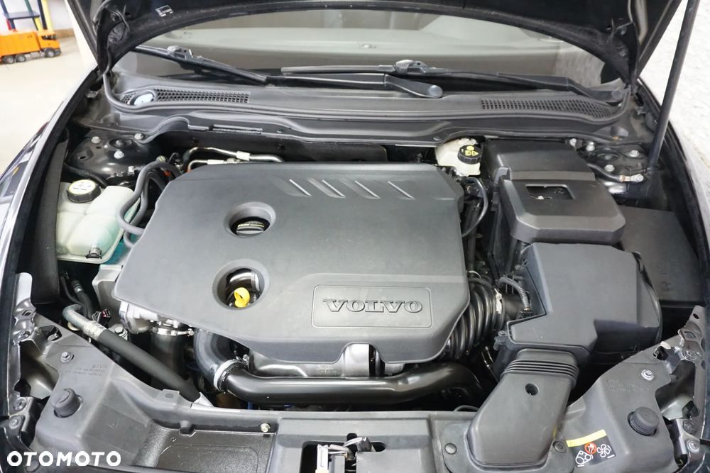 Volvo V50 DPF D2 Momentum - 16