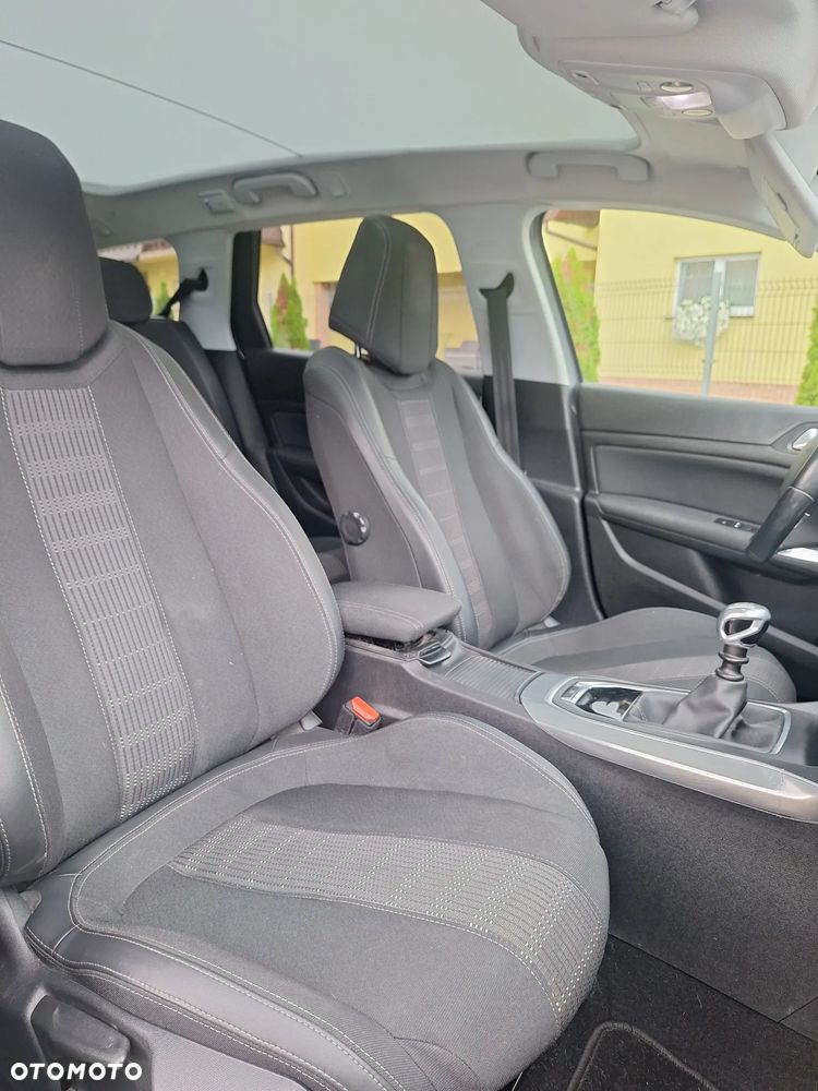 Peugeot 308 BlueHDi FAP 130 Stop & Start Allure Pack - 20