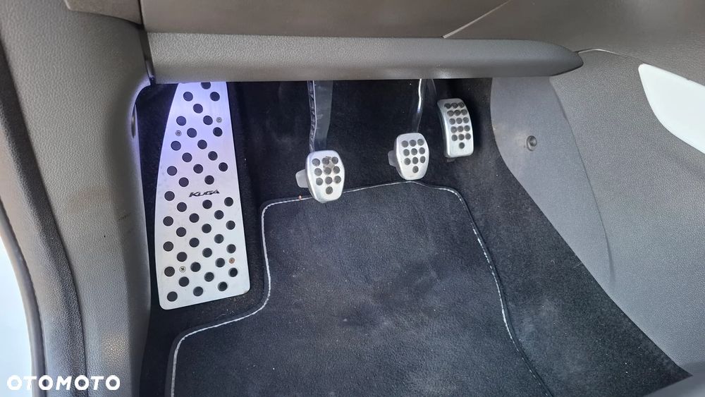 Ford Kuga 2.0 TDCi Titanium - 20