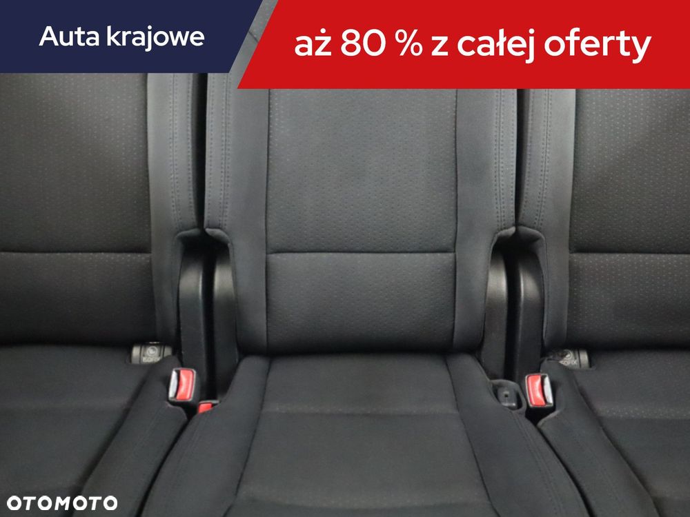 Kia Carens - 12