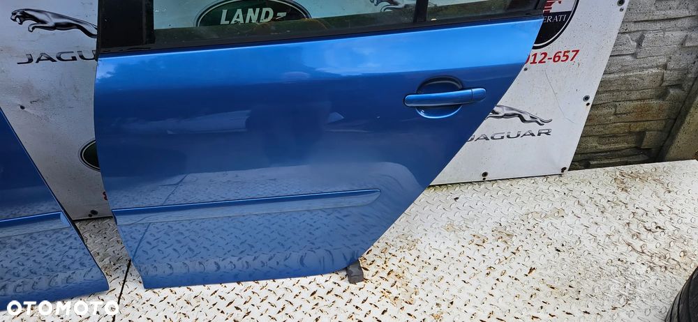 VW Golf V 1K  5 Drzwi tył prawy Drzwi tylne prawe Drzwi tył lewy Drzwi tylne lewe   BEZ RDZY ORYGINAŁ LAKIER - 24