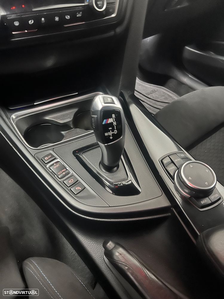 BMW 320 d Auto Pack M - 7