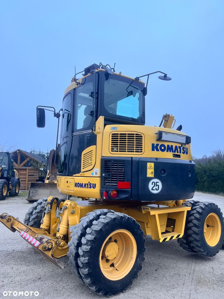 Komatsu Koparka kołowa KOMATU PW98MR-8 10ton 4x4x4 ośki skrętne Ramię 3x łamane BEZ DPF i ADBLUE 4 cyl dodatkowe wyjścia hydr Pług Podpory  2012 szybka zwinna Prosto z importu 1 właściciel Cat TEREX Liebherr Wacker Pw 98 Mr 8 11 - 17