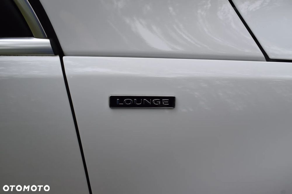 Volkswagen Tiguan 2.0 TDI DPF BlueMotion Technology Lounge Sport & Style - 2