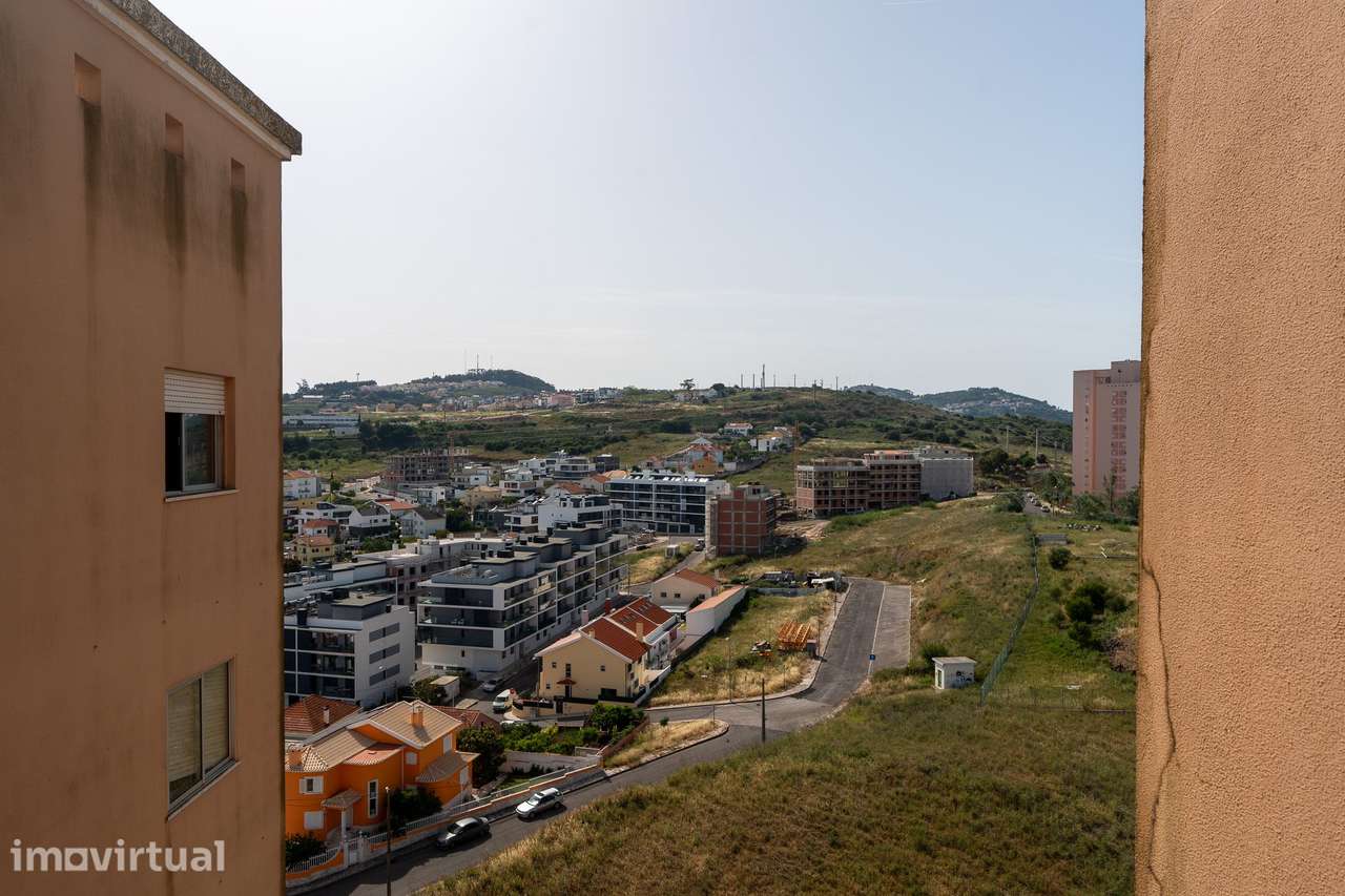 ÓTIMO APARTAMENTO T3 - Santo António dos Cavaleiros - Grande imagem: 5/38