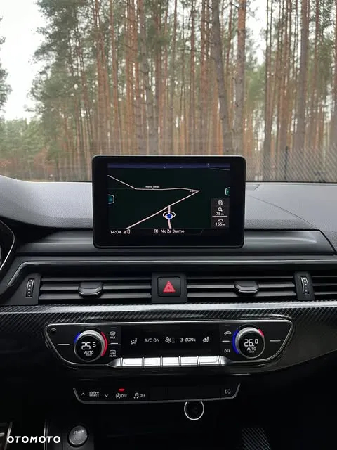 Audi A4 2.0 TFSI Sport S tronic - 19