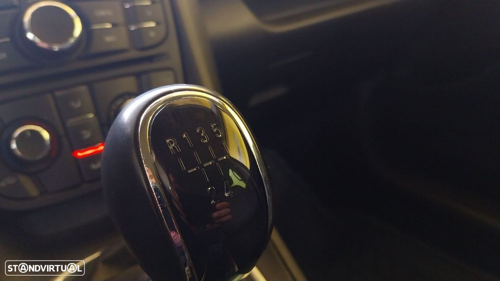 Opel Meriva 1.4 T FlexFuel 137g - 12