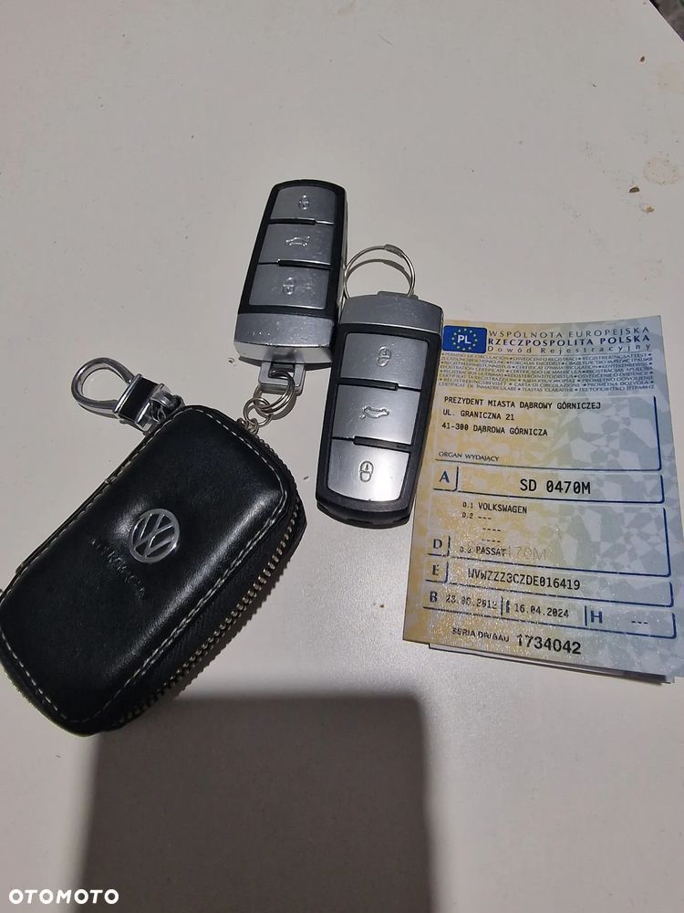 Volkswagen Passat 2.0 TDI Comfortline DSG - 22