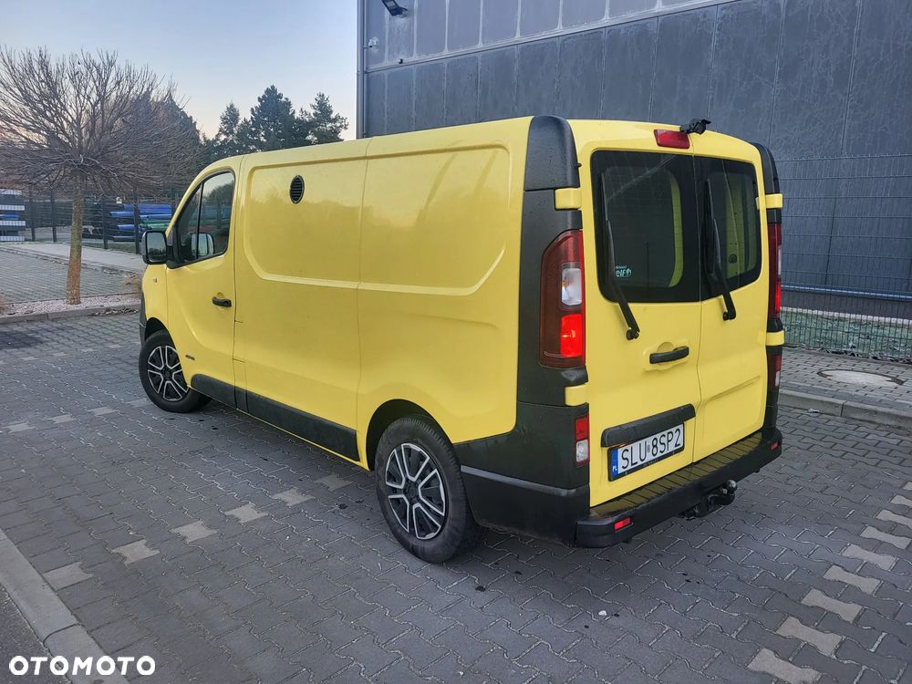 Renault TRAFIC 1.6 dCi 115KM-KLIMA+2xKpl. Opon+KAMERA+6-Biegów+Elektryka+HAK+CD-Zarejestrowany W PL - 9