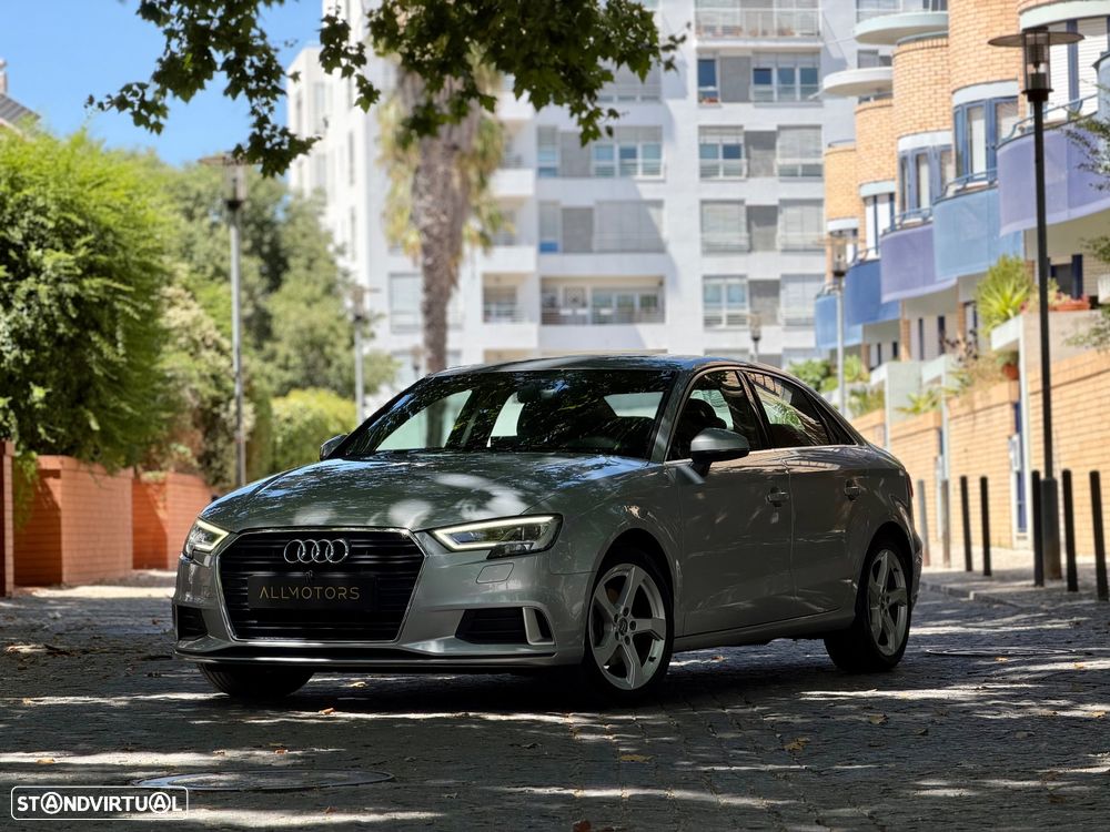Audi A3 Limousine 30 TDI S tronic sport - 1