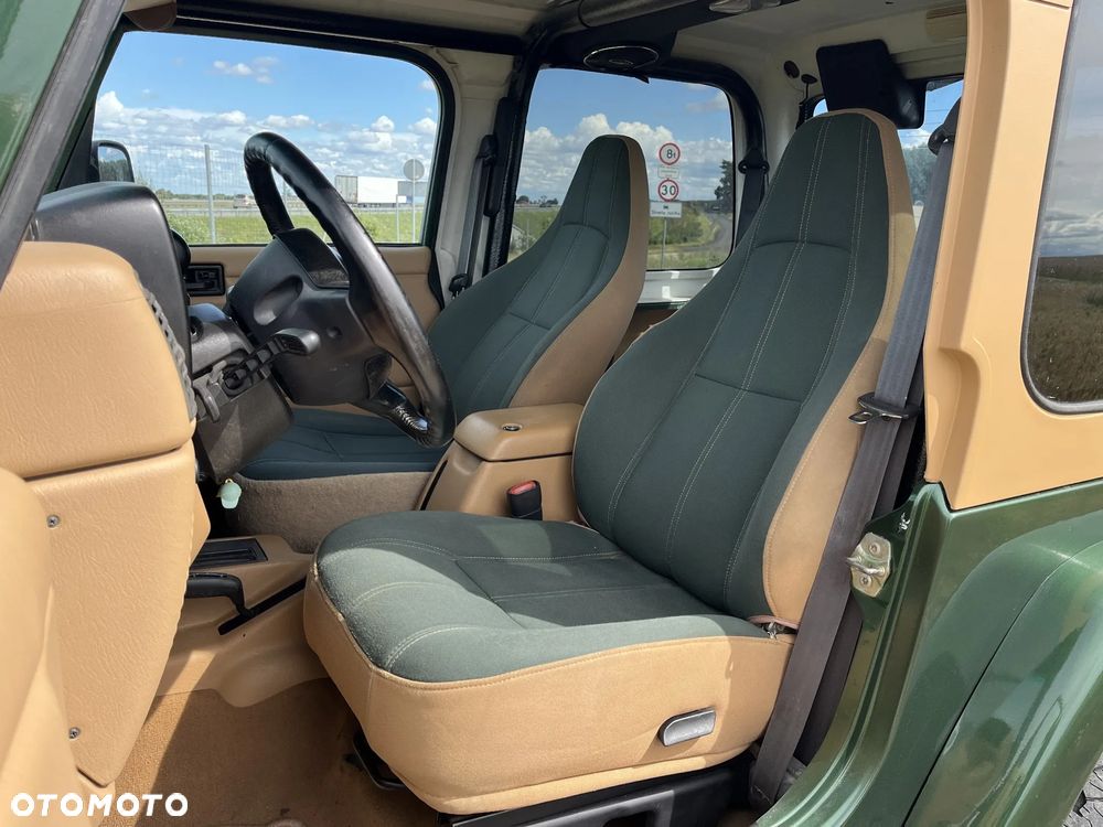 Jeep Wrangler 4.0 Automatik Sahara - 18