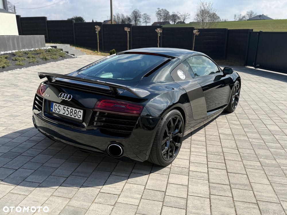 Audi R8 Coupé 4.2 Quattro S tronic - 4