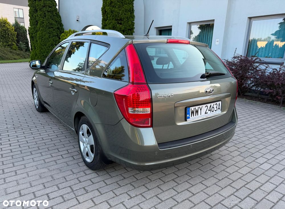 Kia Ceed 1.4 Comfort - 4