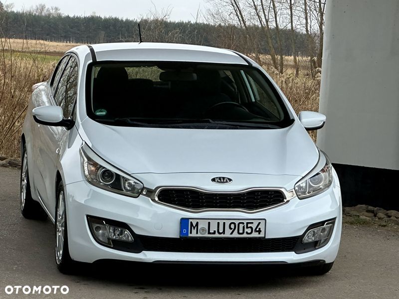 Kia ProCeed - 2