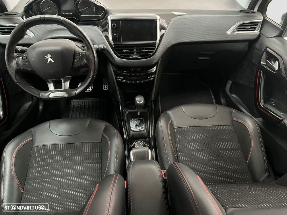 Peugeot 2008 - 10