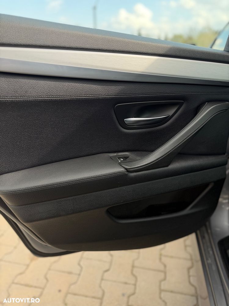 BMW Seria 5 520d Aut. - 21