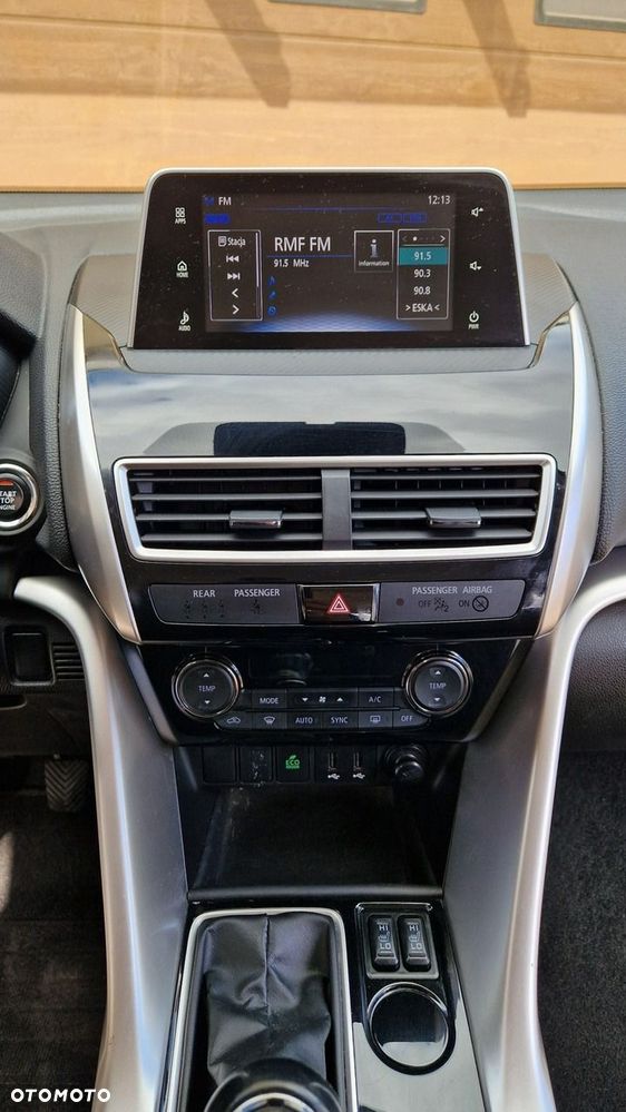 Mitsubishi Eclipse Cross - 30
