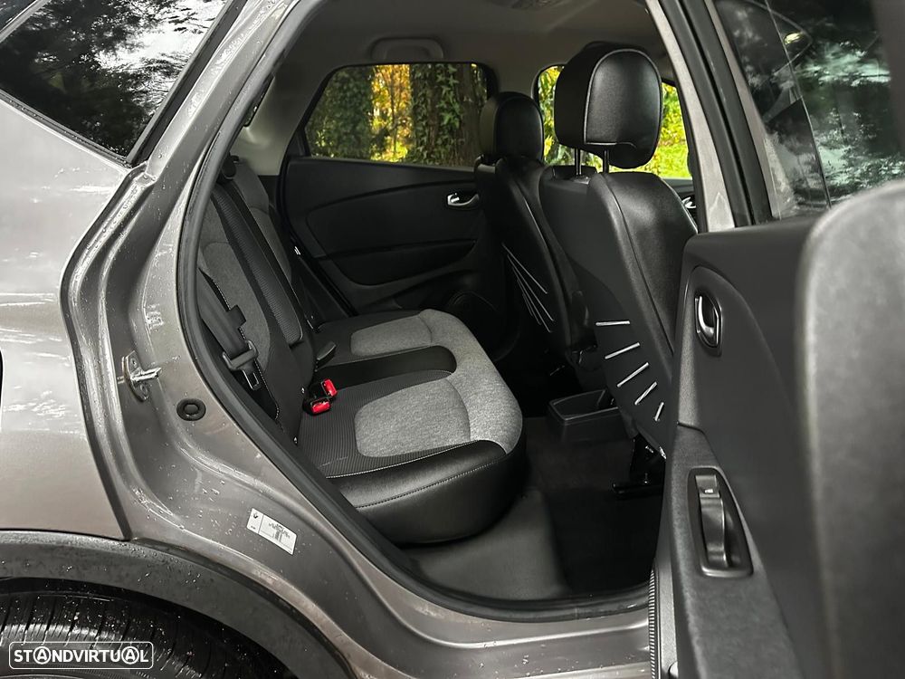 Renault Captur TCe 100 INTENS - 19