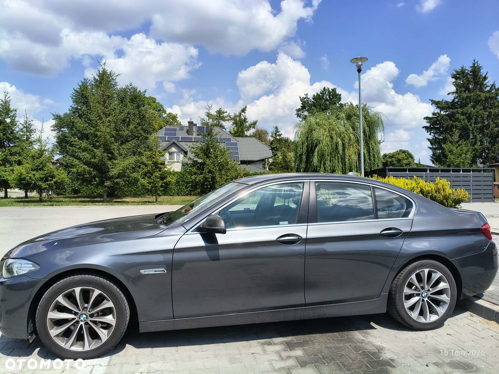 BMW Seria 5 520d xDrive - 5