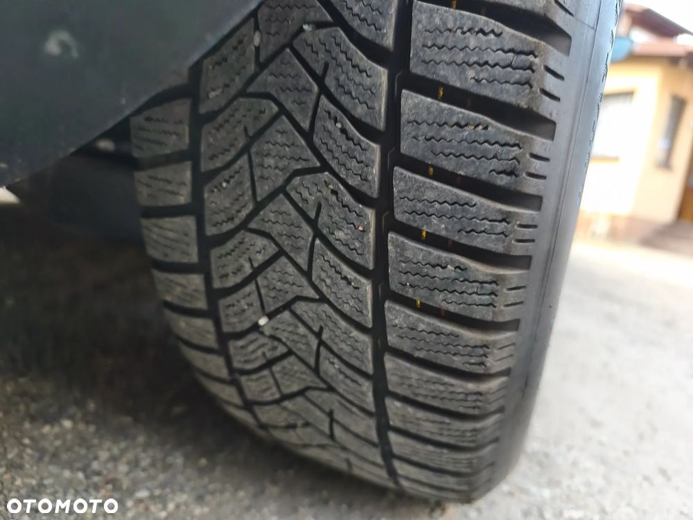 Volkswagen Passat 2.0 TDI Trendline - 25