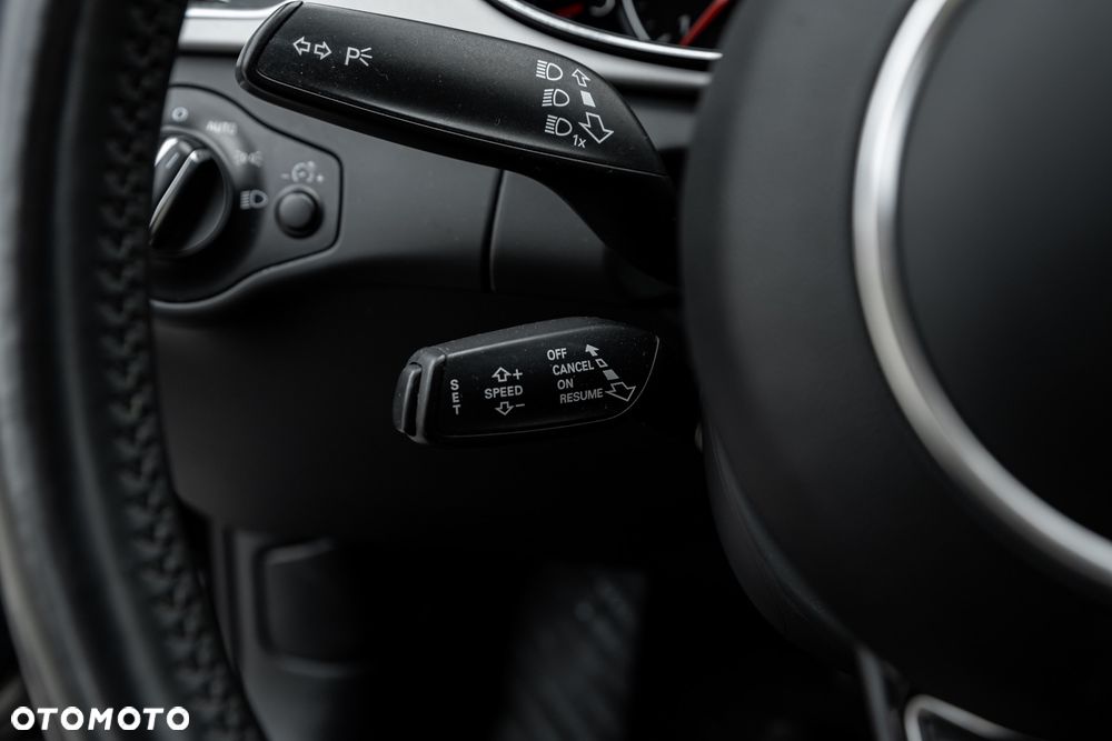 Audi A4 Avant 2.0 TDI DPF multitronic Attraction - 31