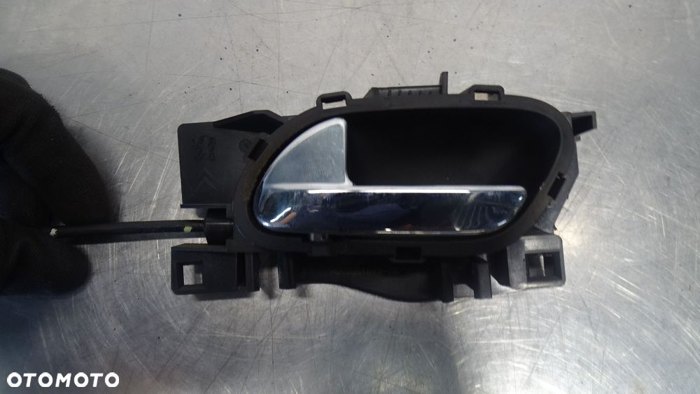 ZAMEK LEWY PRZÓD DRZWI KLAMKA PEUGEOT 207 1.6VTI SW 24087816 24091816 - 2